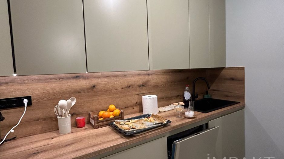 Vanzare apartament cu 3 camere, etaj intermediar, terasa, parcare! - Poză 8