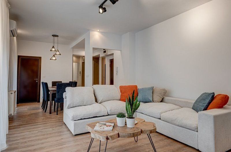 Apartament tip penthouse in Natura Residence, terasa 62 mp, mobilat modern - Poză 16