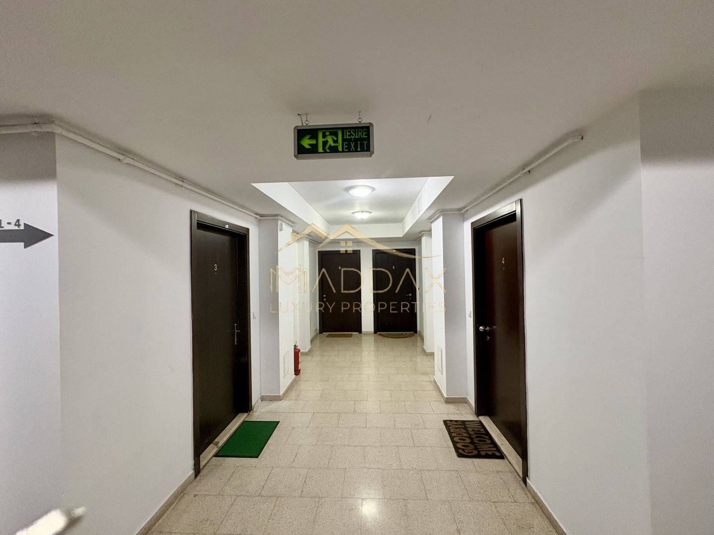APARTAMENT de LUX cu 3 CAMERE cu Terasa si loc de parcare - Poză 31