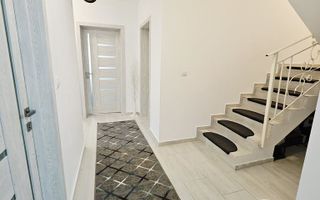 Duplex modern în Miroslava, 86 mp + terasă, teren 340 mp, pod mansardabil - Poză 7