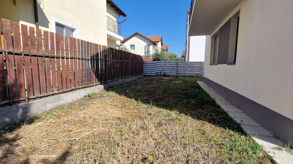 Apartament cu 2 camere, gradina si parcare de închiriat - Poză 2