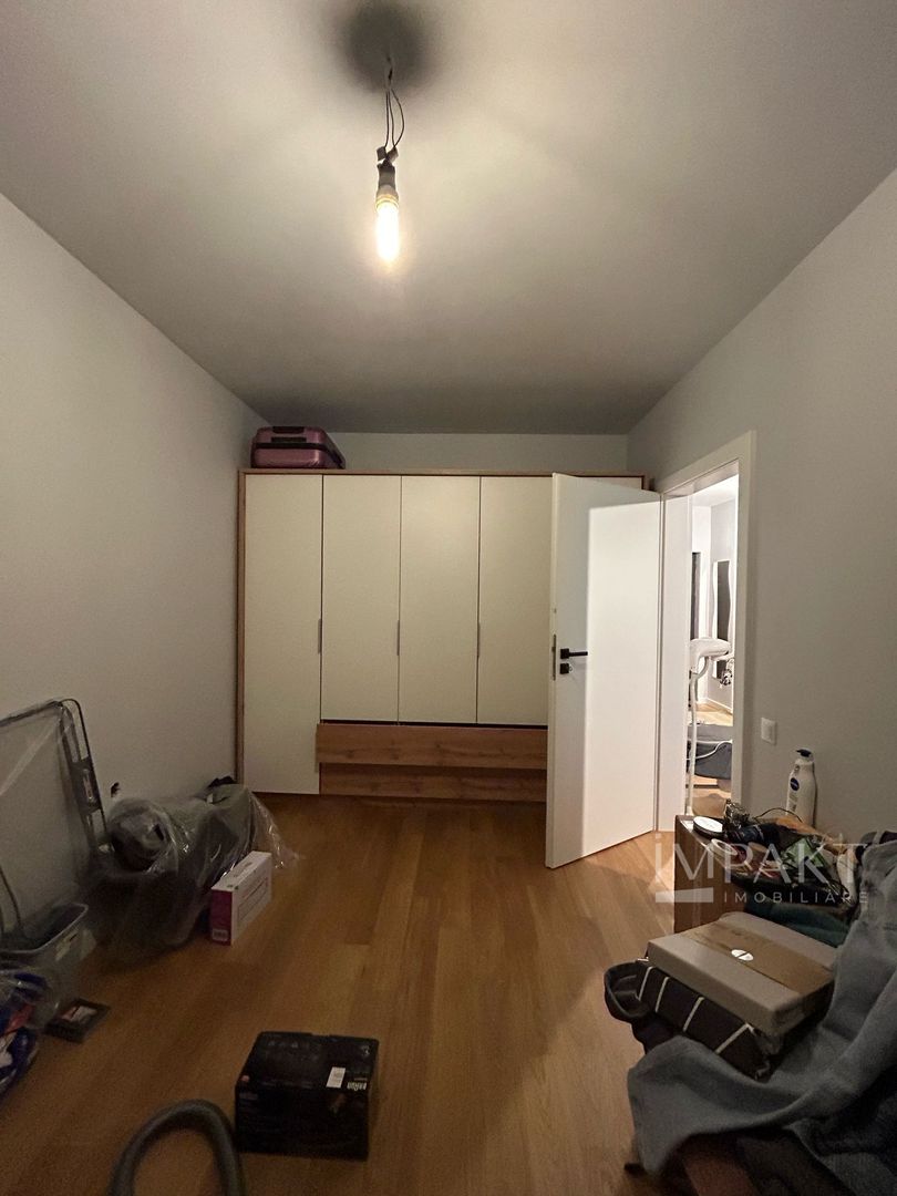 Vanzare apartament cu 3 camere, etaj intermediar, terasa, parcare! - Poză 15