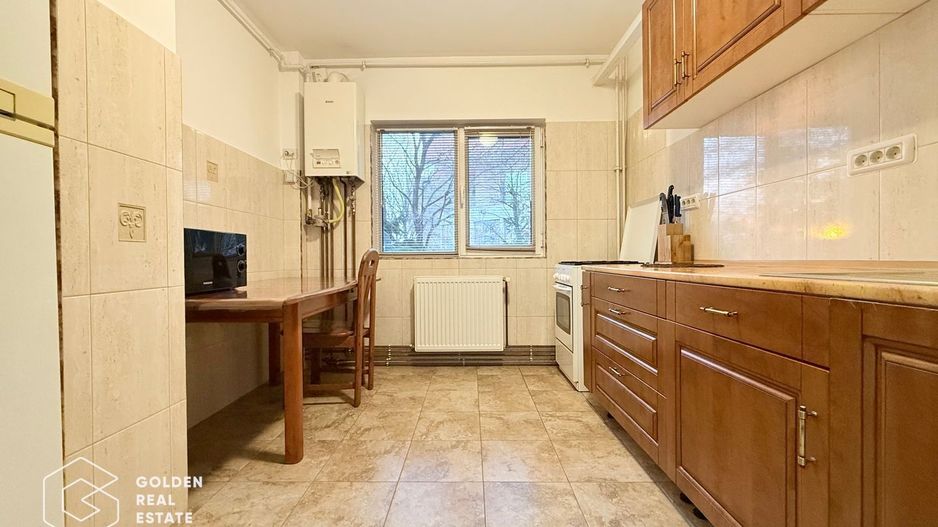 Apartament 2 camere, etaj 1, zona Polivalenta, decomandat - Poză 4