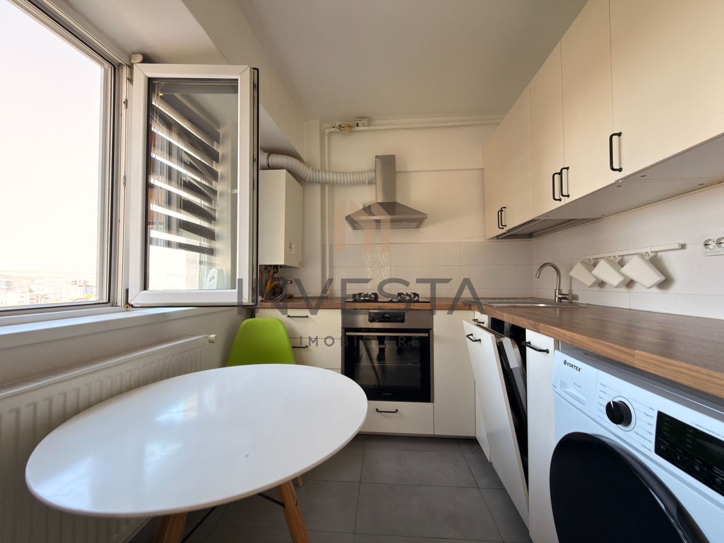 Apartament 2 camere decomandat, etaj intermediar, cartier Intre Lacuri - Poză 6