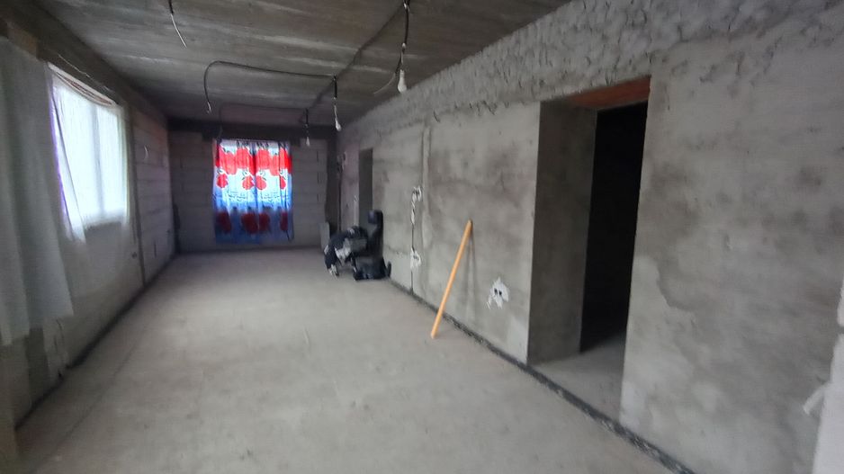 Casa Individuala Suprafete Generoase, Teren Mare, La Rosu - Poză 7