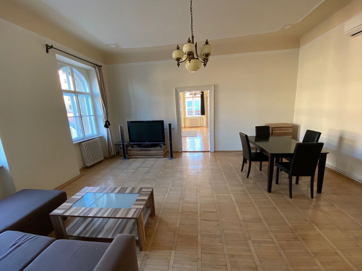 Apartament 3 rooms close to Medicina and Piata Libertatii - Poză 3