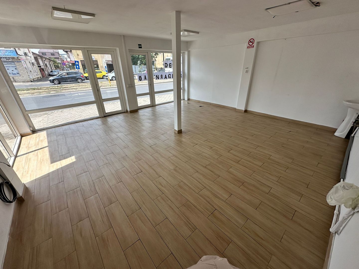 Spatiu Stradal 38mp Calea Rahovei Viilor Progresului Jumbo Mall Birou - Poză 8