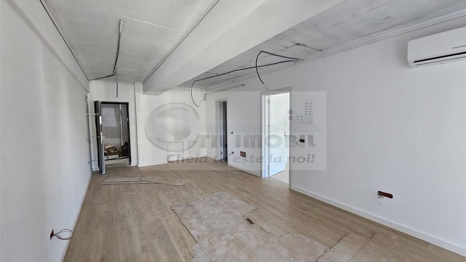 Apartament o camera - Nicolina - Bloc nou - Poză 1