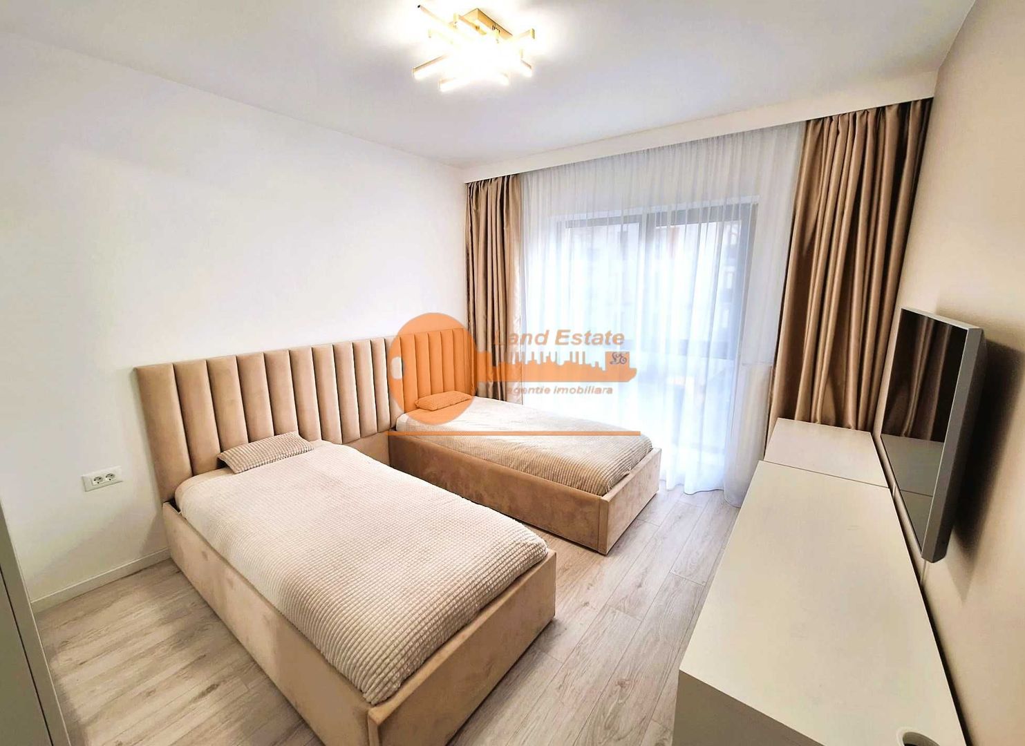 3 camere Plaza Residence-Vedere - Poză 3