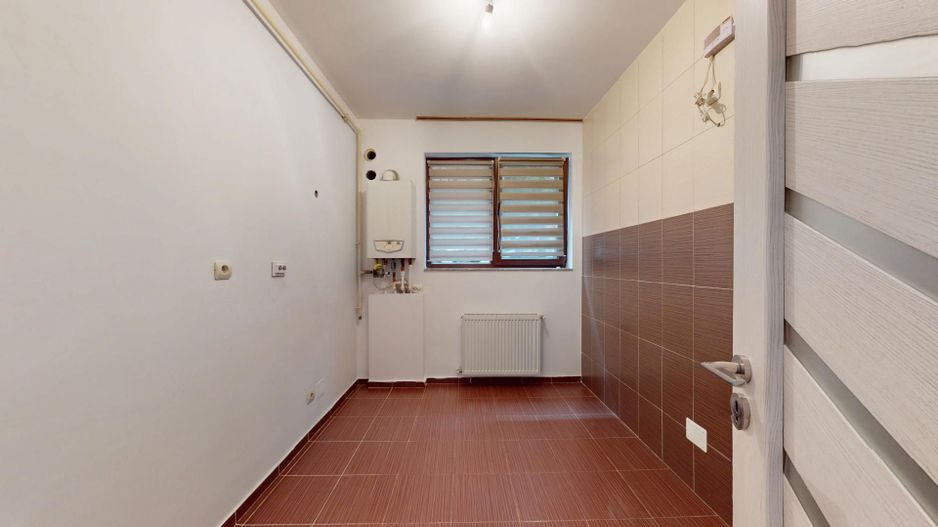 Apart. 3 cam. Decomandat. Demisol/4 in Drumul Bacriului ! - Poză 17