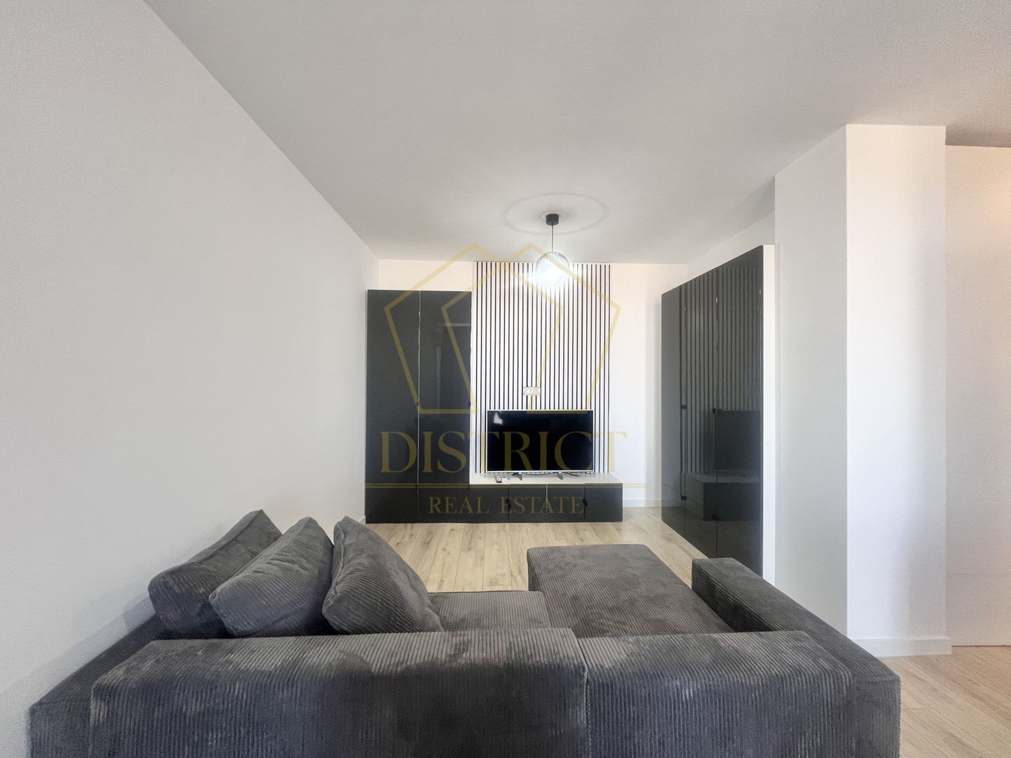 Apartament deosebit cu 2 camere | Torontalului - Poză 1