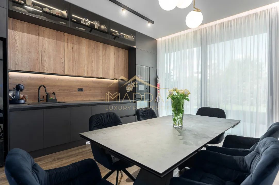 Vilă de închiriat în Voluntari // piscină privată și design modern - Poză 7