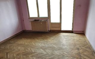 Apartament cu 4 camere, zona Sala Polivalentă - Poză 3