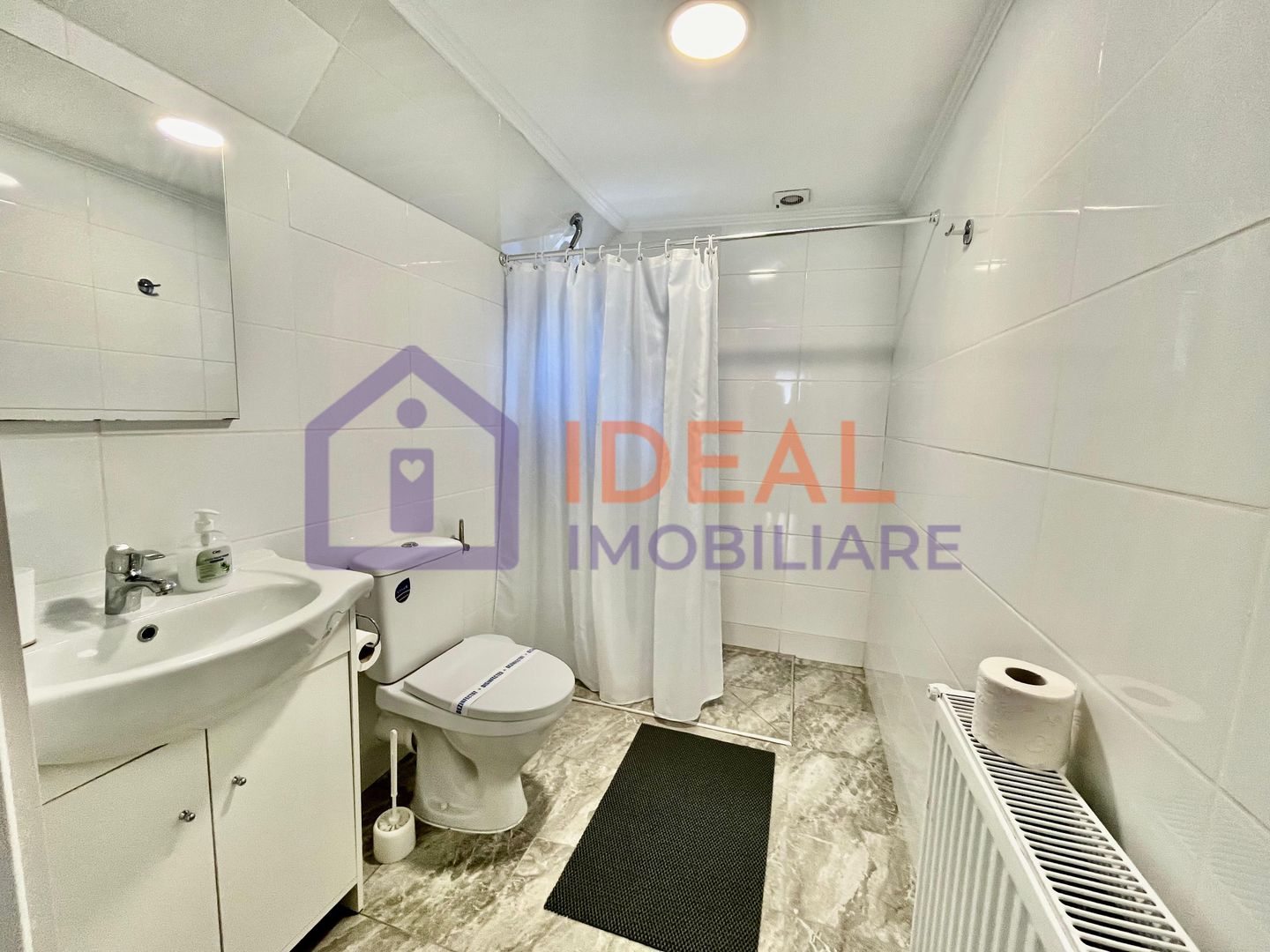 Pensiune de vânzare în Cârțișoara – investiție turistică la poalele munților - Poză 18