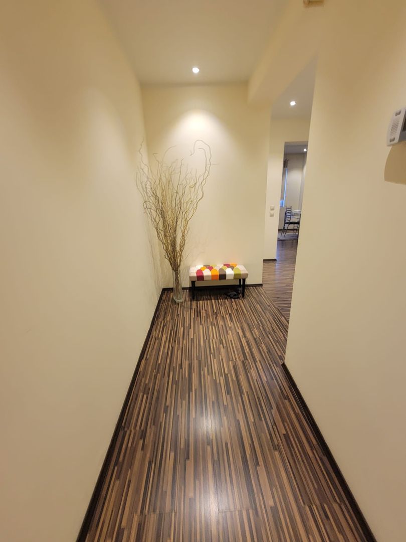 AP. 2 CAMERE DECEBAL, PARCARE INCLUSA, BLOC NOU, BUCATARIE OPEN-SPACE - Poză 6