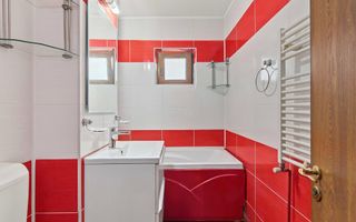 Apartament cu 3 camere decomandat etaj intermediar - Poză 9
