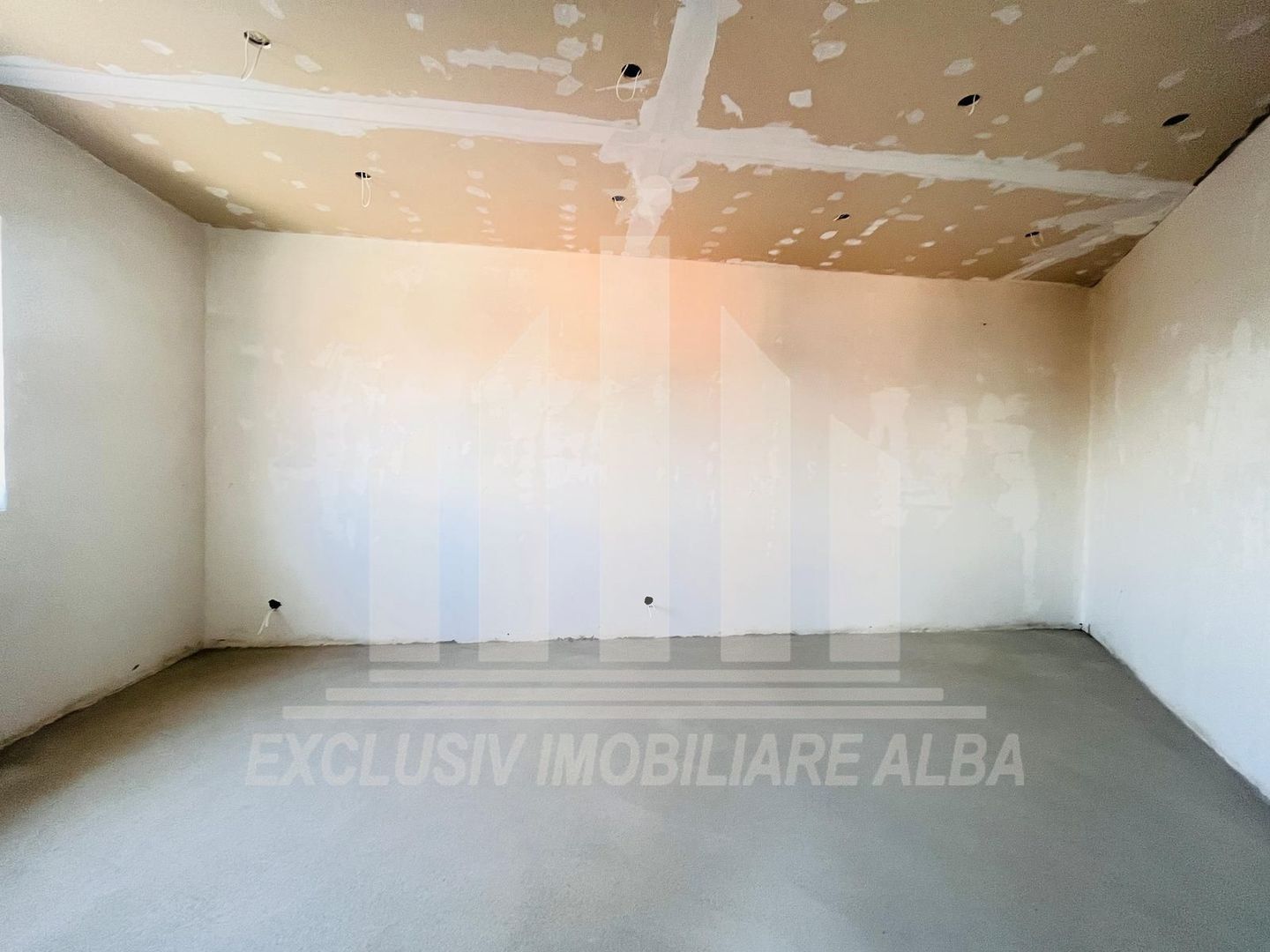 Garsoniera de vanzare | 19 mp | Etaj 1 | Maieri - Poză 2