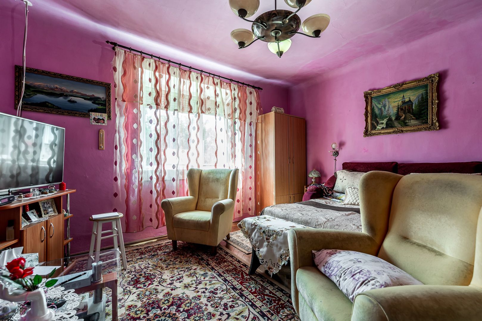 Casa 3 camere, bucatarie si baie, in zona centrala din Chisineu-Cris - Poză 12