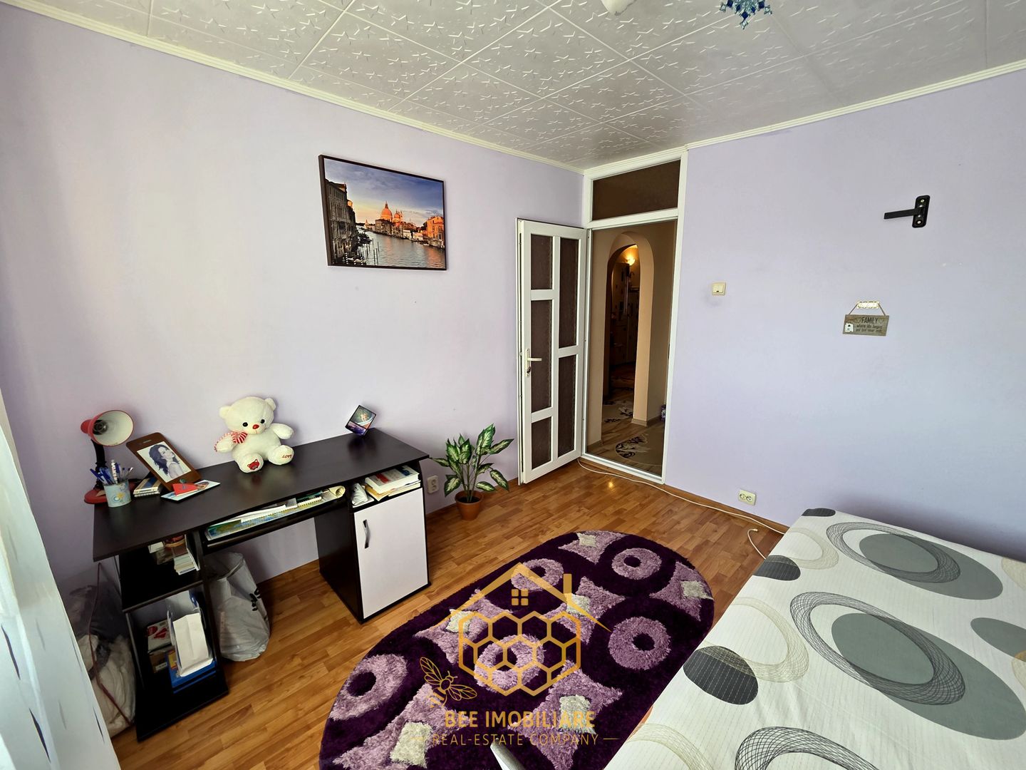 Apartament cu 3 camere in zona centrala - Filiasi - Poză 13