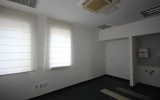 Cladire de birouri, SAD, parcare prorpie, clinica medicala - Poză 11