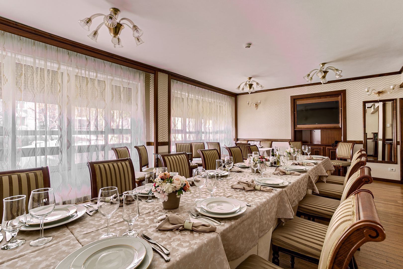 Oportunitate exclusivă de investiție: Hotel Best Western Central Arad - Poză 11