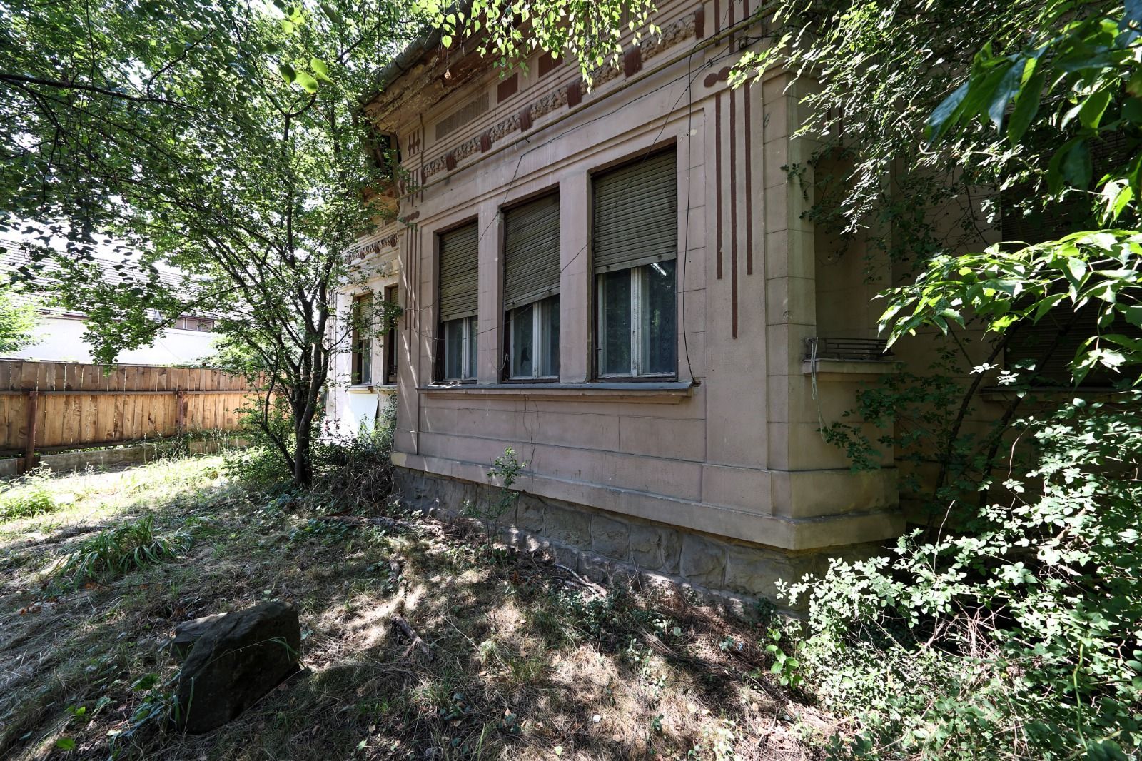 Casă spațioasă în centrul orașului Sfântu Gheorghe | Teren 1300 mp - Poză 9