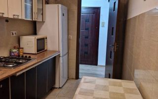Apartament cu 2 camere si 2 balcoane - zona Billa, Gara - 450€ - Poză 7