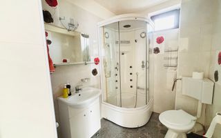 CASĂ CU 6 CAMERE ÎN COPĂCENI | 238 MP UTILI SI CURTE GENEROASĂ - Poză 3