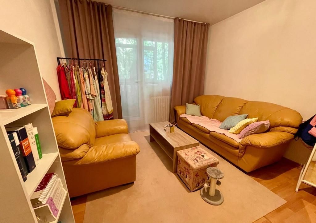 APARTAMENT 2 CAMERE CONFORT 2 LUJERULUI - Poză 1