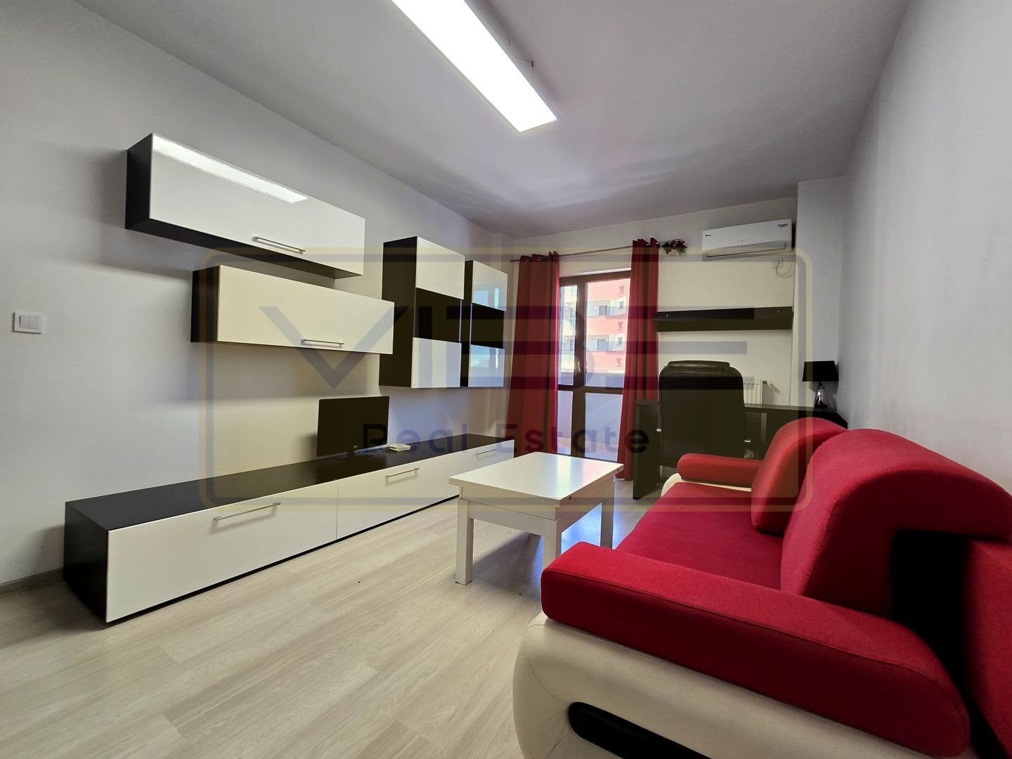 Tudor Vladimirescu- bloc nou- 2 camere -decomandat ! - Poză 27