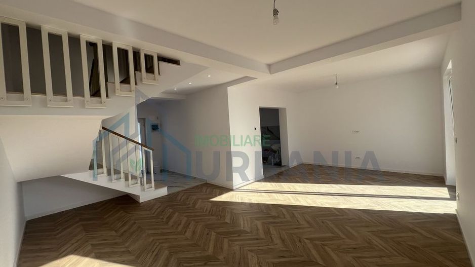 Casă tip duplex în Valea Lupului, Str. Lucian Blaga - 4 camere, 110 mp utili - Poză 3