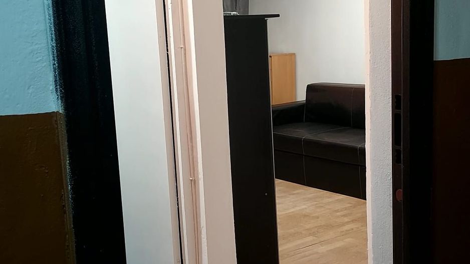 Calea Buziasului | Etaj 1 | Mobilat si utilat | Bucatarie inchisa - Poză 3