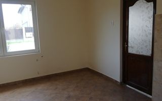 Casă renovată 2025, teren și curte comună – Sângeorgiu de Mureș - Poză 3