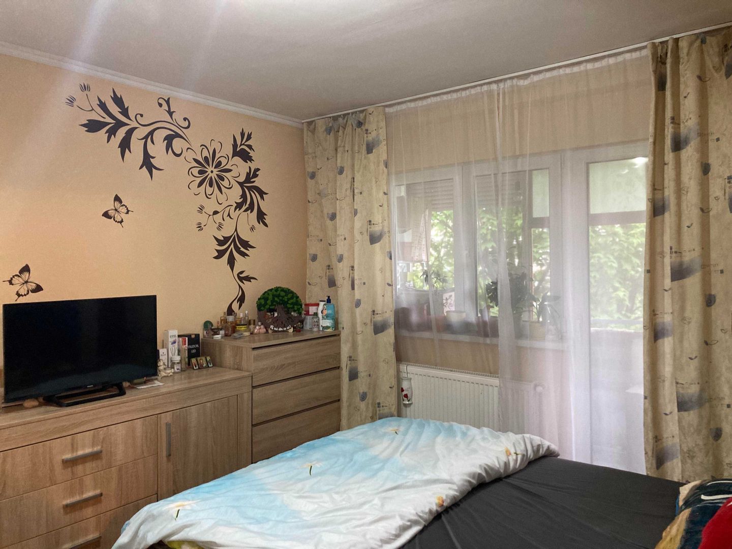 Vând apartament cu 3 camere - Poză 8