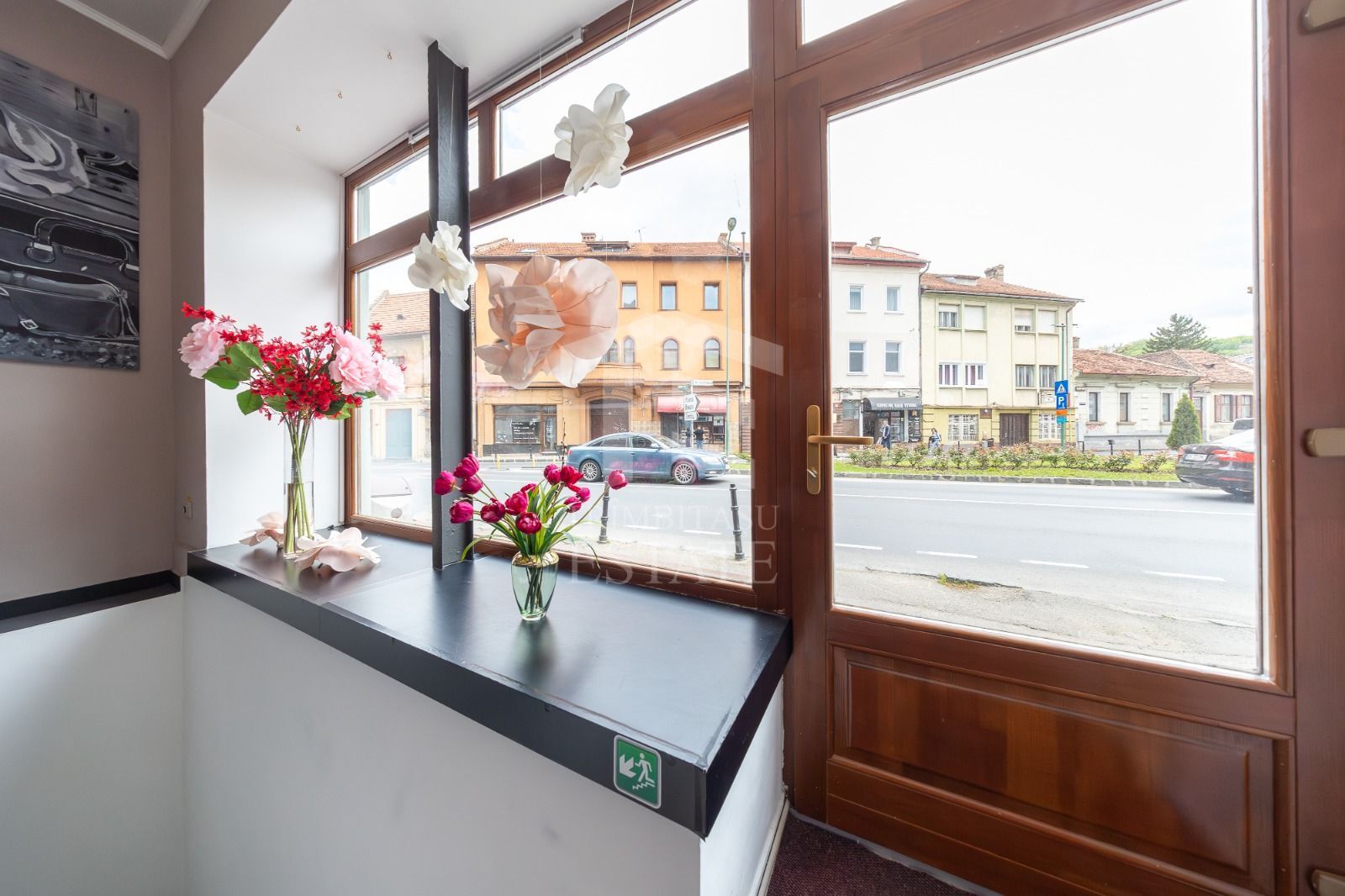 Spațiu comercial stradal de închiriat - Central - Iuliu Maniu - 72mp - Poză 10