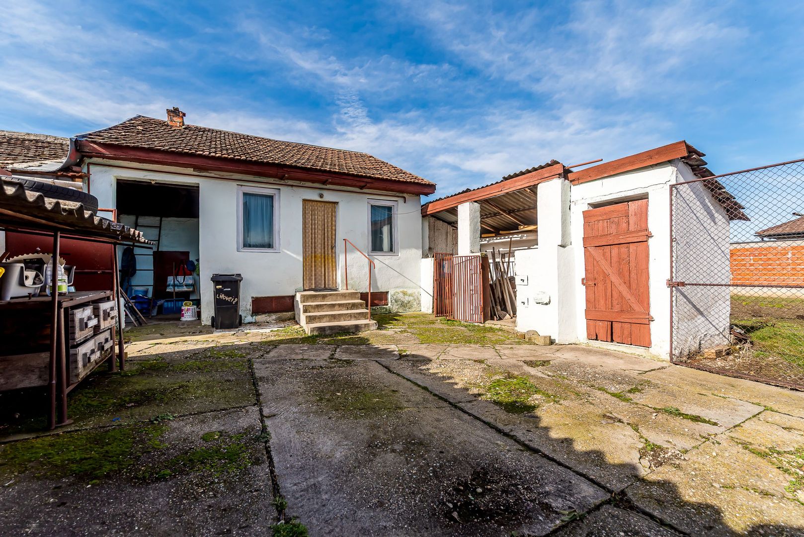 Casă cu teren 846 mp Micalaca, Strada Lipovei. Ocazie rară! - Poză 11