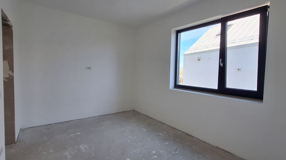 Duplex modern P+E cu 4 camere - Poză 23