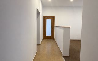 Spațiu de birou central - Poză 4
