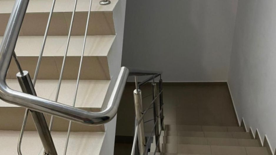 Apartament 2 cam. de vanzare 61mp + terasa 15 mp la 30 m de plaja - Mamaia Nord - Poză 16