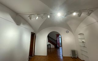 VILA SUPERBA LA INCHIRIERE PRETABILA CA SPATIU DE BIROU SAU REZIDENTA - Poză 55