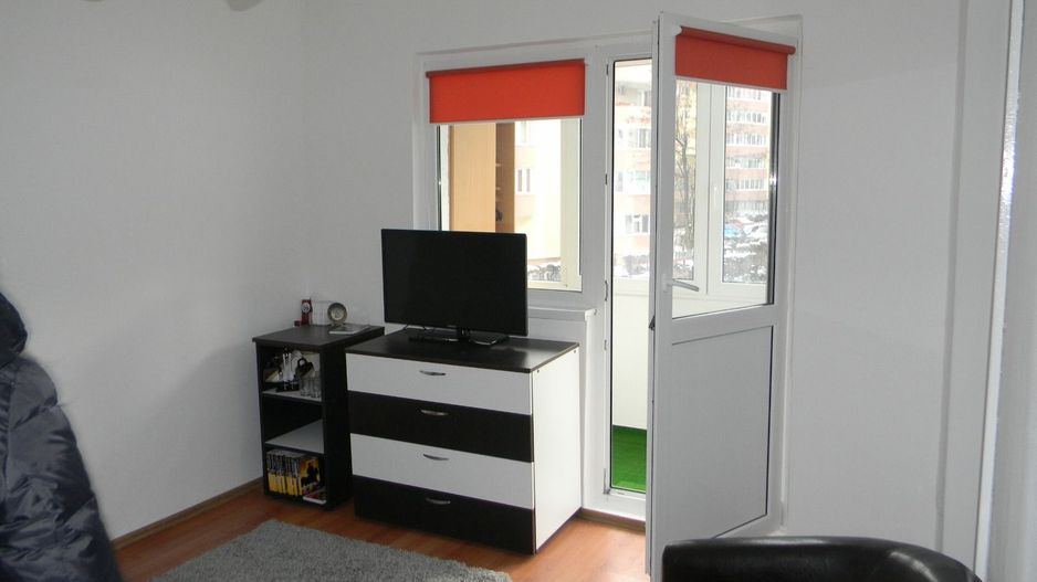Garsonieră in Racadau,bloc de apartamente! - Poză 5