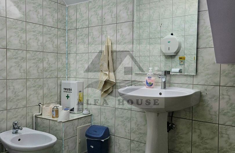 Casă plus Spațiu comercial 741 mp, Teren 906 mp Brasov - zona Blumana - Poză 40