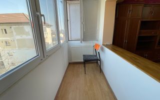 Apartament spațios cu două camere, etajul 4 cu acoperiș. - Poză 6