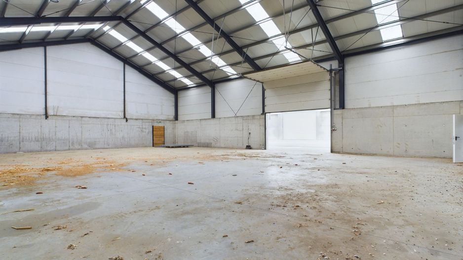 Hală industrială de 411mp Jebel, Timiș - Poză 1