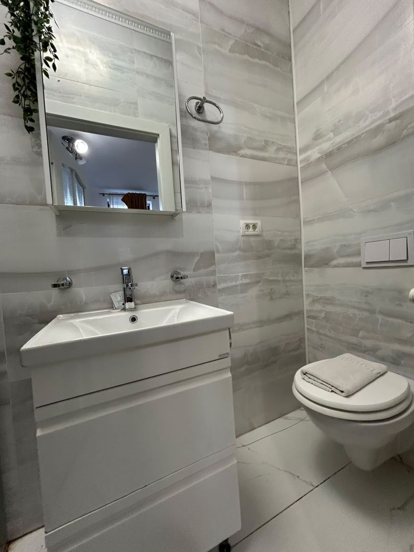 APARTAMENT 3 CAMERE DE INCHIRIAT - Poză 9