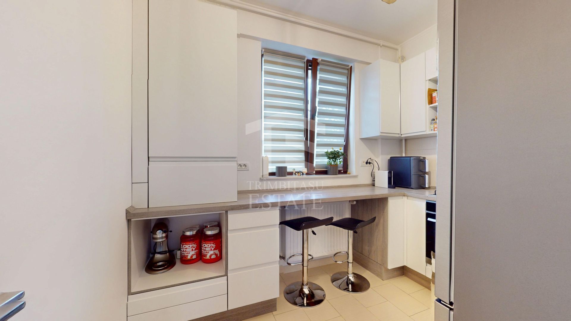 Apartament 2 camere mobilat - spatios 5 min metrou Straulesti - Poză 13