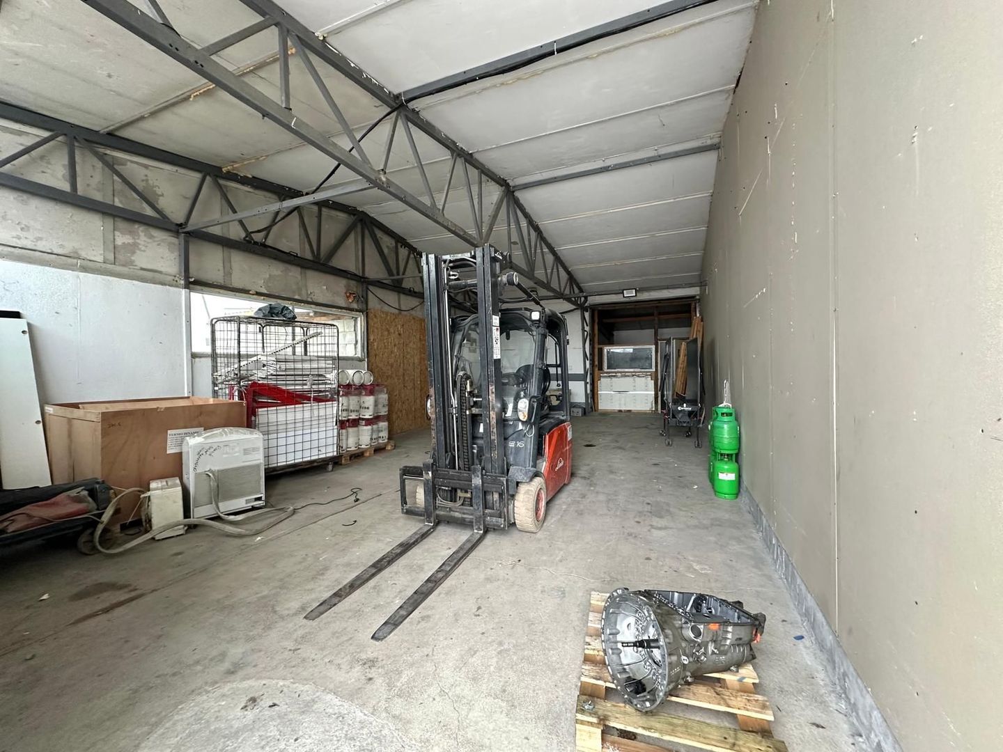 Spațiu depozitare 80 mp | Curent trifazic | Triaj - Poză 3