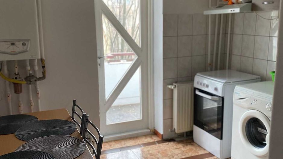 Lipovei | 2 Camere | Etaj Inermediar | Centrala Proprie - Poză 2