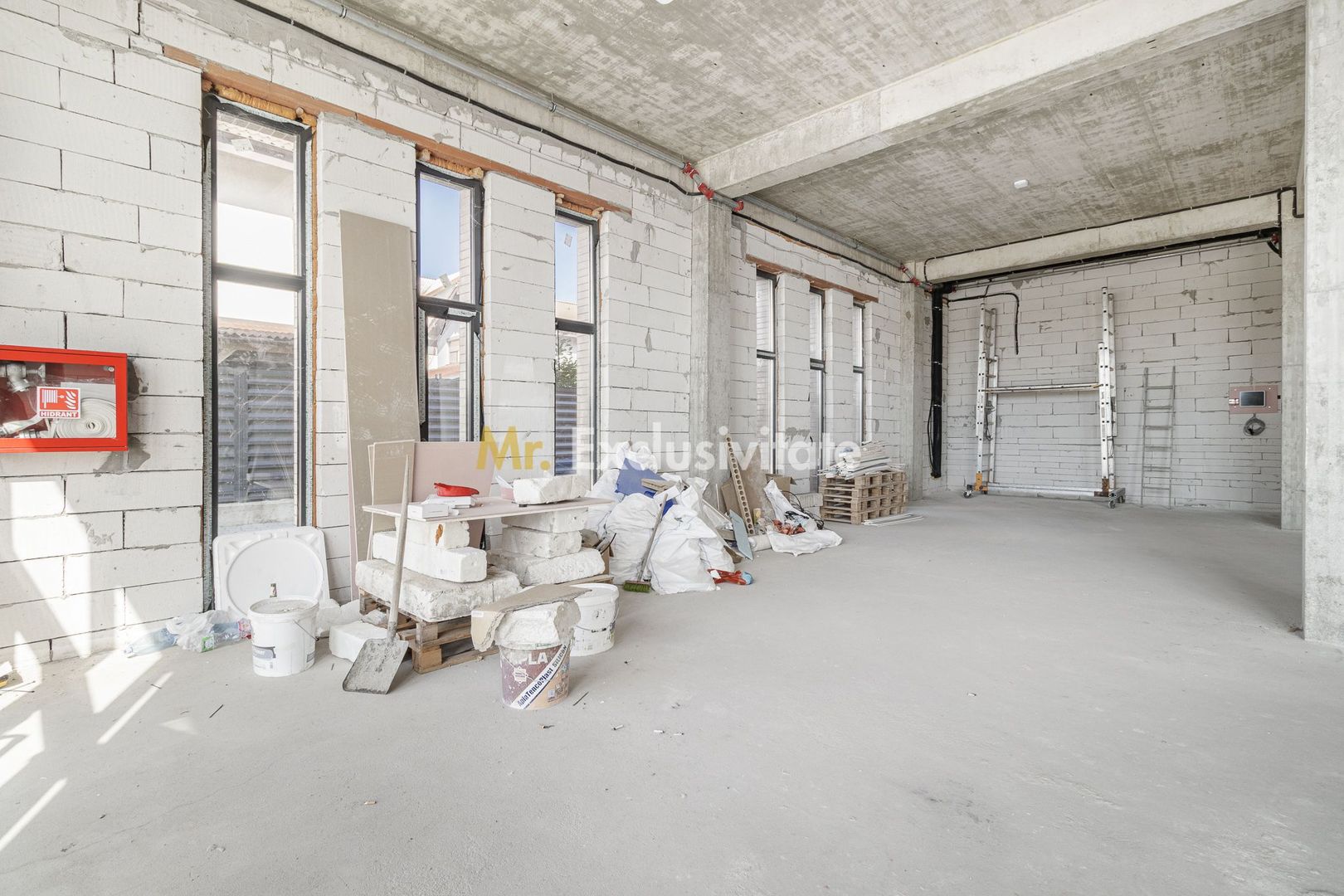 Spatiu comercial de la 14 euro de inchiriat Amber Forest Plaza - Poză 5