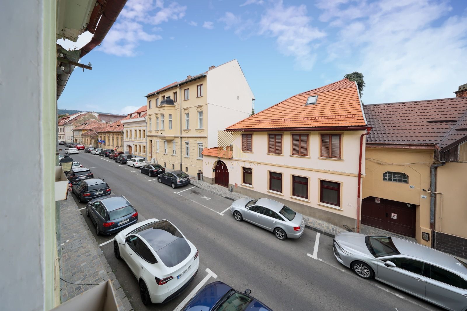 Locație rară în Brașov: ideal pentru regim hotelier sau business - Poză 22